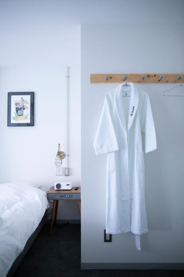 Benjamin Hotel Kanazawa Extérieur photo